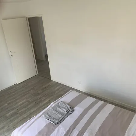 לינה וארוחת בוקר La Chantrerie